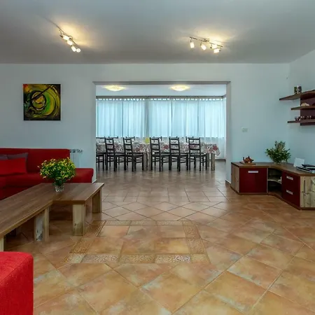 Zoran 420 Villa *