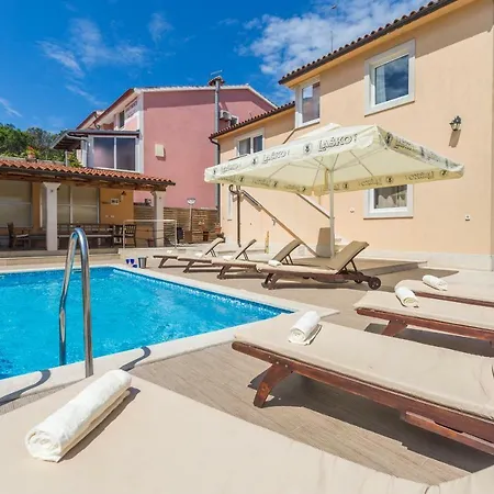 Villa Zoran 420